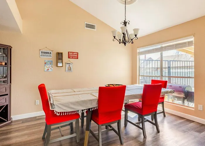 Holiday home 3b With Pool For Groups Near Stadium And Entertainment Glendale